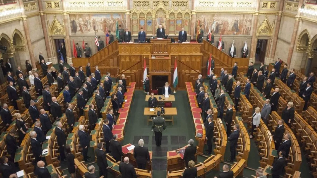 A kormányra kerülő politikusoknak megváltozik beszédük - Érthetetlenebbek lesznek Kép