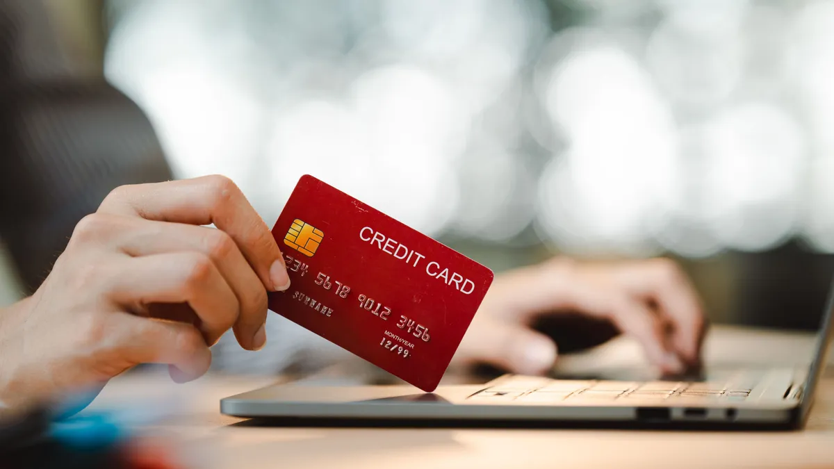 Rendkívüli közleményt adott ki egy hazai nagybank