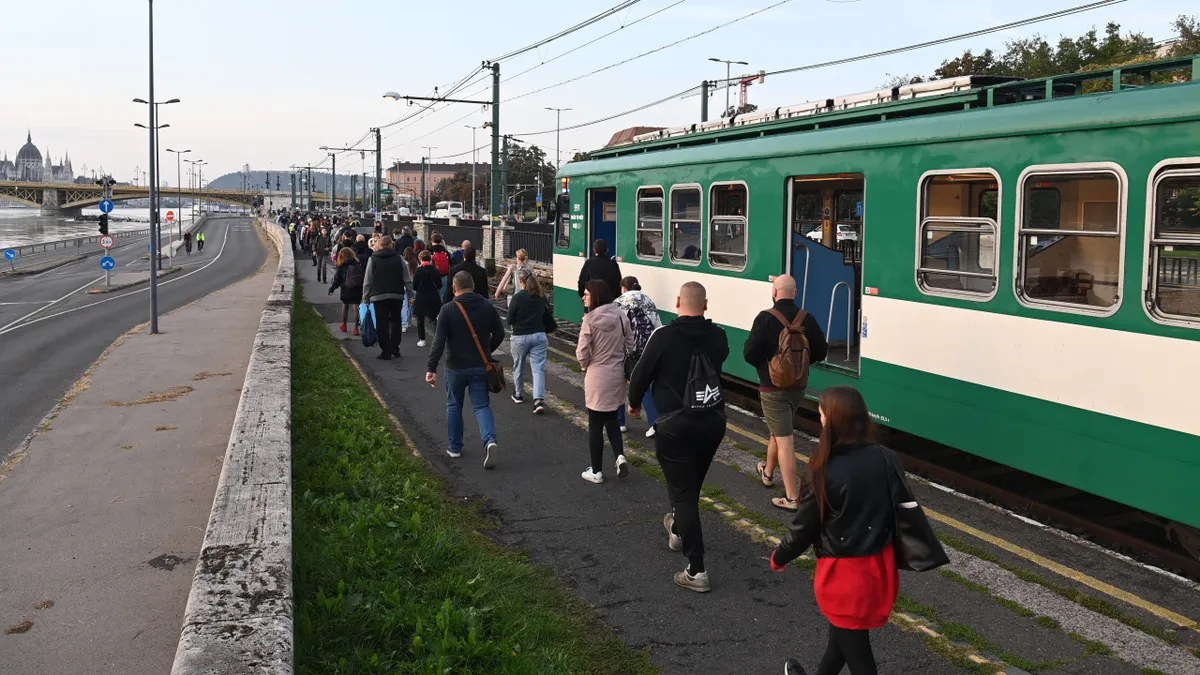 Elgázolt egy embert a HÉV Sashalmon