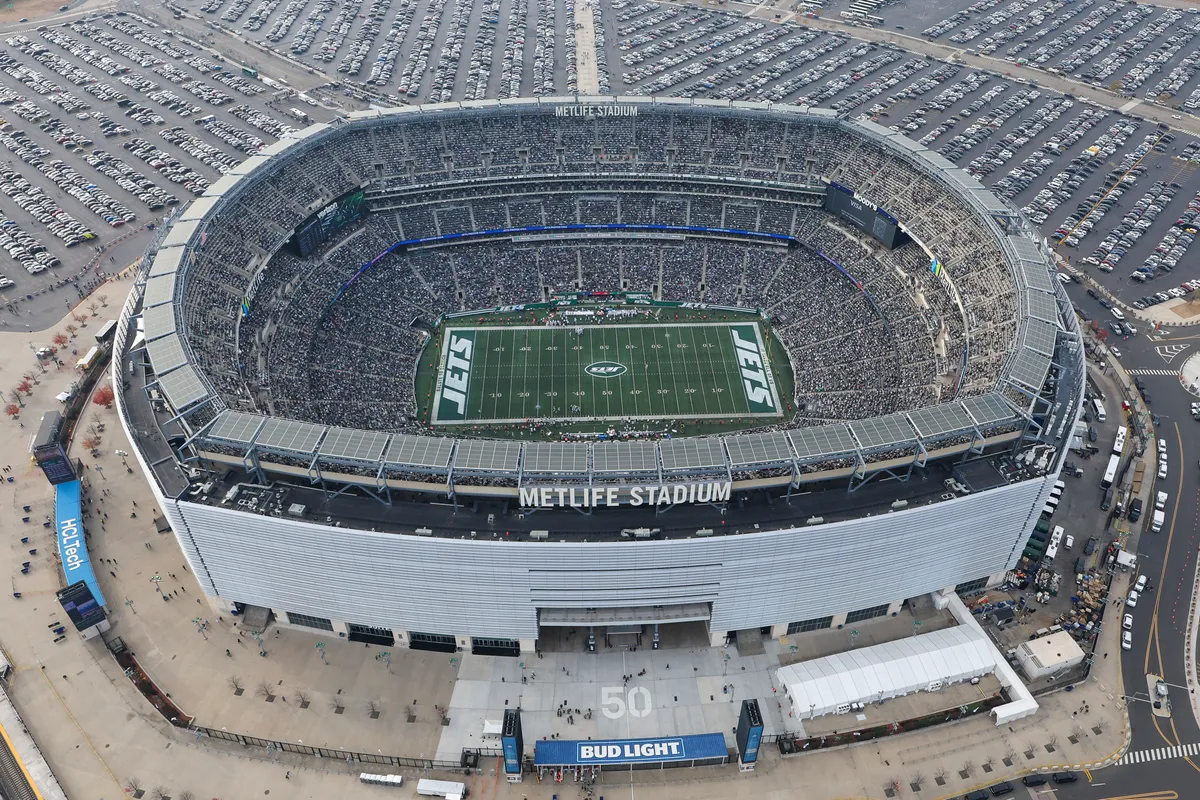 klubvilágbajnokság, (FILES) EAST RUTHERFORD, NEW JERSEY - NOVEMBER 17: An aerial view of MetLife Stadium during a game between the Indianapolis Colts and the New York Jets on November 17, 2024 in East Rutherford, New Jersey. Al Bello/Getty Images/AFP. The United States will host the first expanded FIFA Club World Cup with 32 teams, to be held between June 15 and July 13, 2025, in 11 host cities located mainly on the East Coast. (Photo by AL BELLO / GETTY IMAGES NORTH AMERICA / AFP)