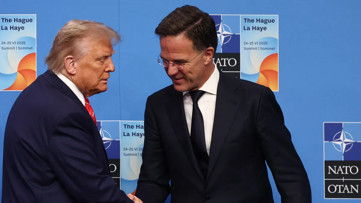 Minden, amit tudni kell a történelmi NATO-csúcsról