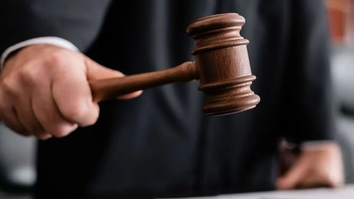 Újabb részletek a kisfiút felrúgó karateedző ügyében