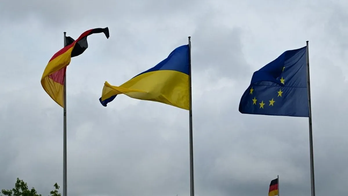 Brüsszel megpróbálja kikerülni Magyarország vétóját Ukrajna uniós csatlakozására