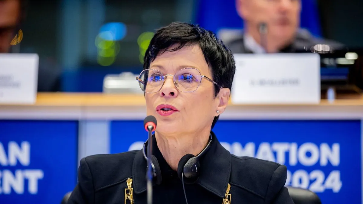 Áttaposnának Magyarországon Ukrajna érdekében – durva interjút adott az EU bővítési biztosa