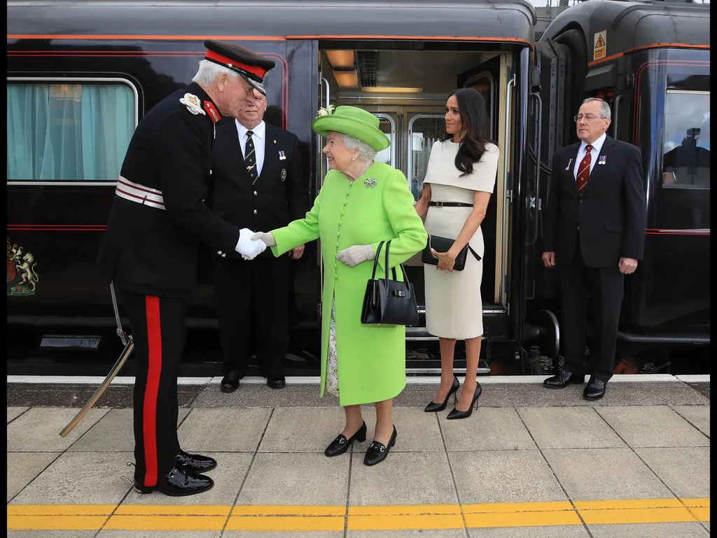 Queen Elizabeth II, Royal vonat, utazás, királyi vonat, kivonják a forgalomból