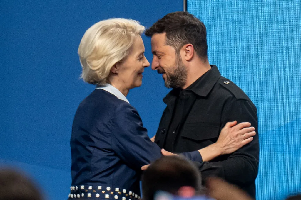 Forrong Ukrajna, Zelenszkij elnök nagy bajban (Fotó: AFP)