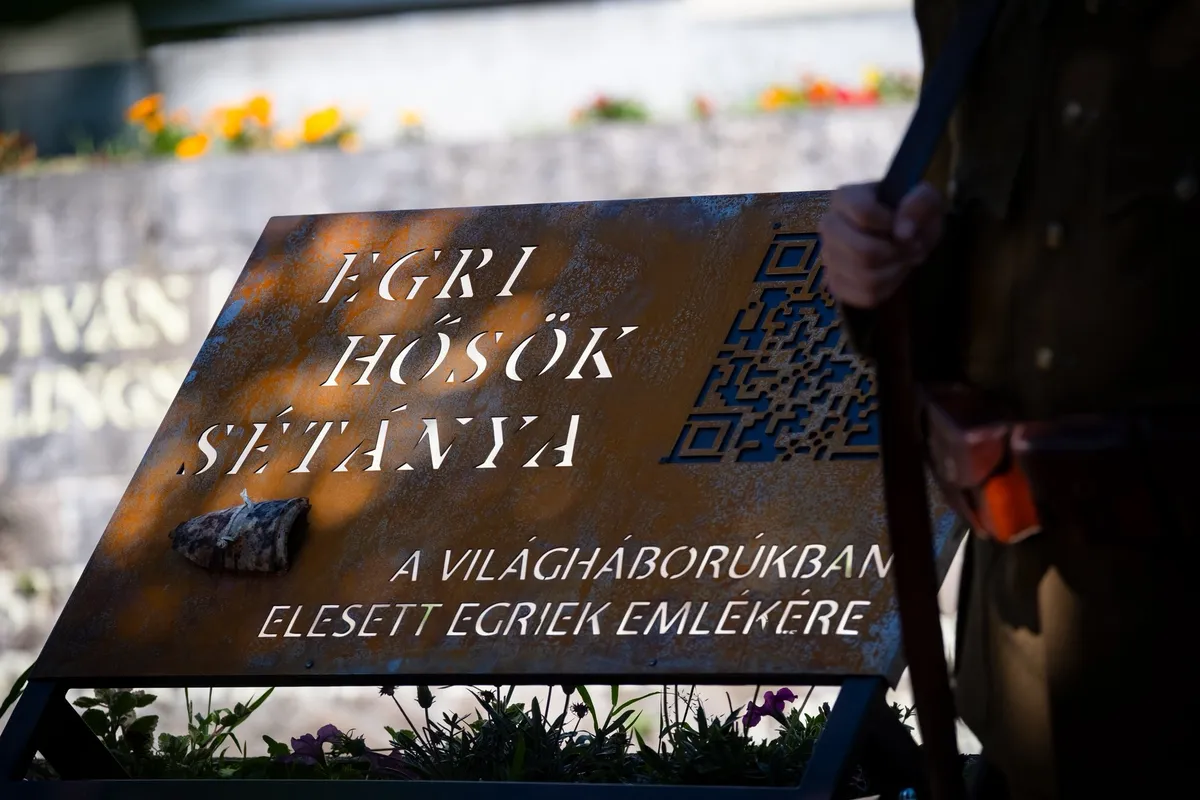 egri hősök