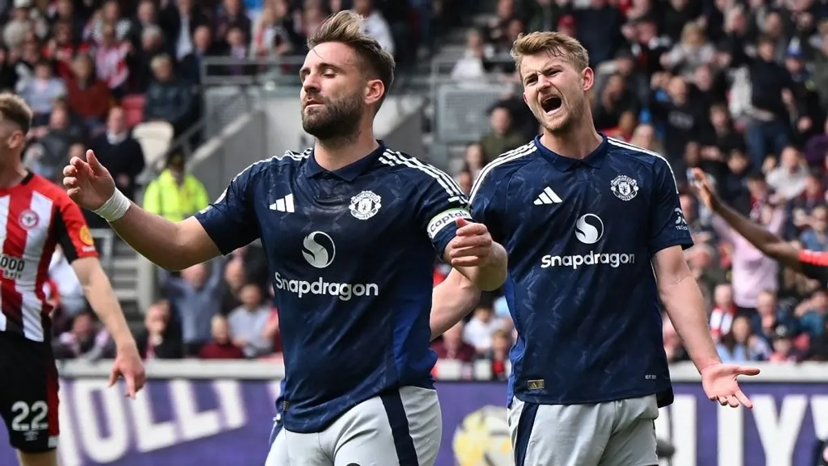 A Manchester United focistája büntetést kapott a születésnapján