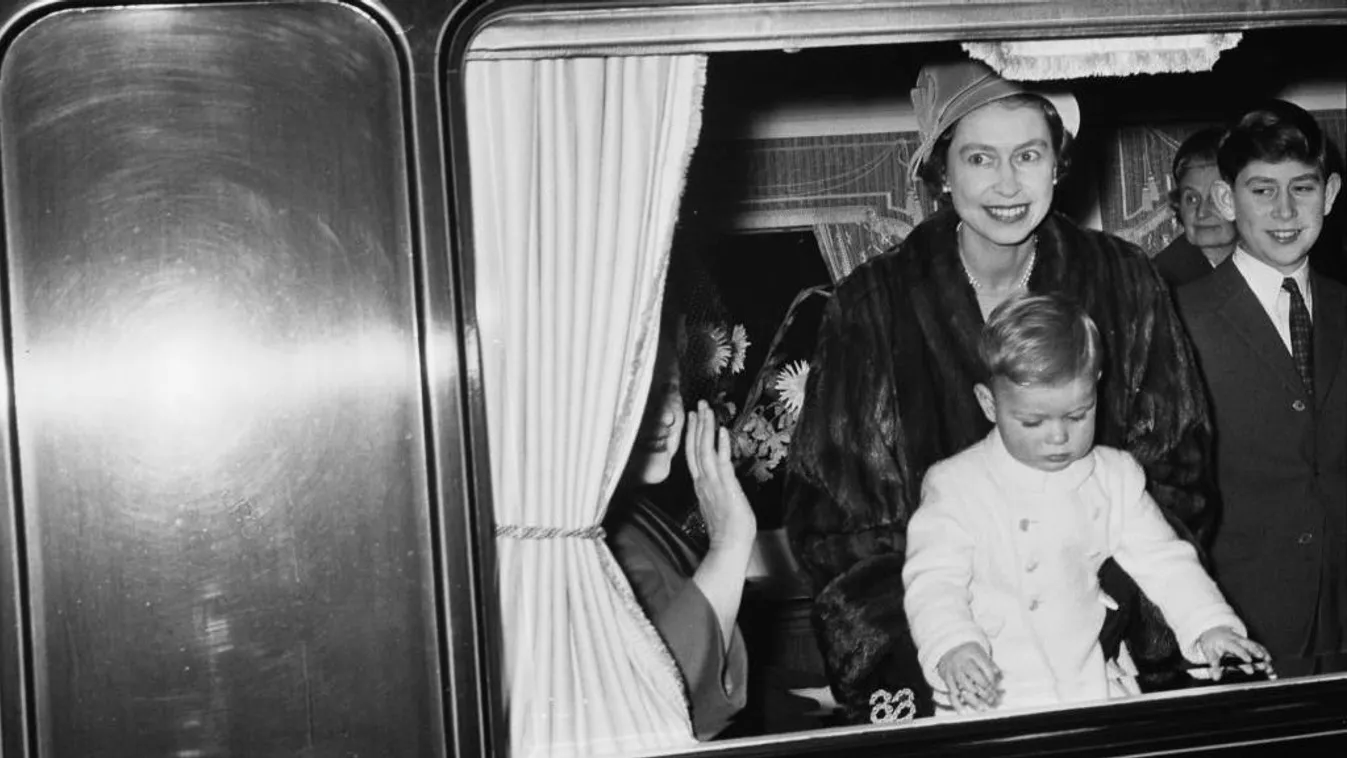 Nyugdíjba vonul a brit királyi család ikonikus vonata – izgalmas fotók a legendás szerelvényről Kép