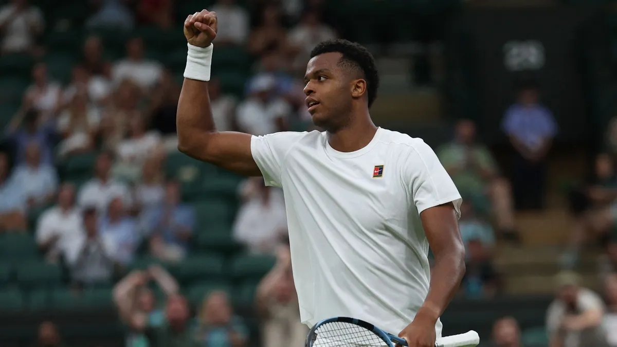 Megdőlt a leggyorsabb adogatás wimbledoni rekordja – videó