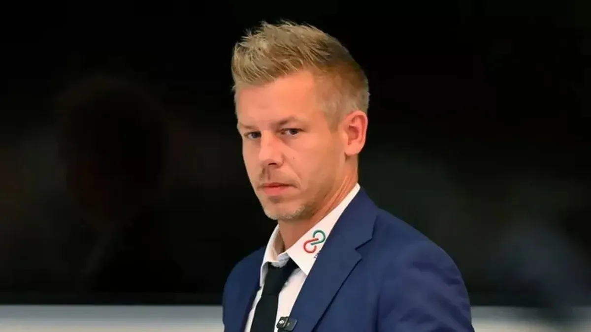 Kínos beszédet mondott Magyar Péter – az internet most rajta röhög
