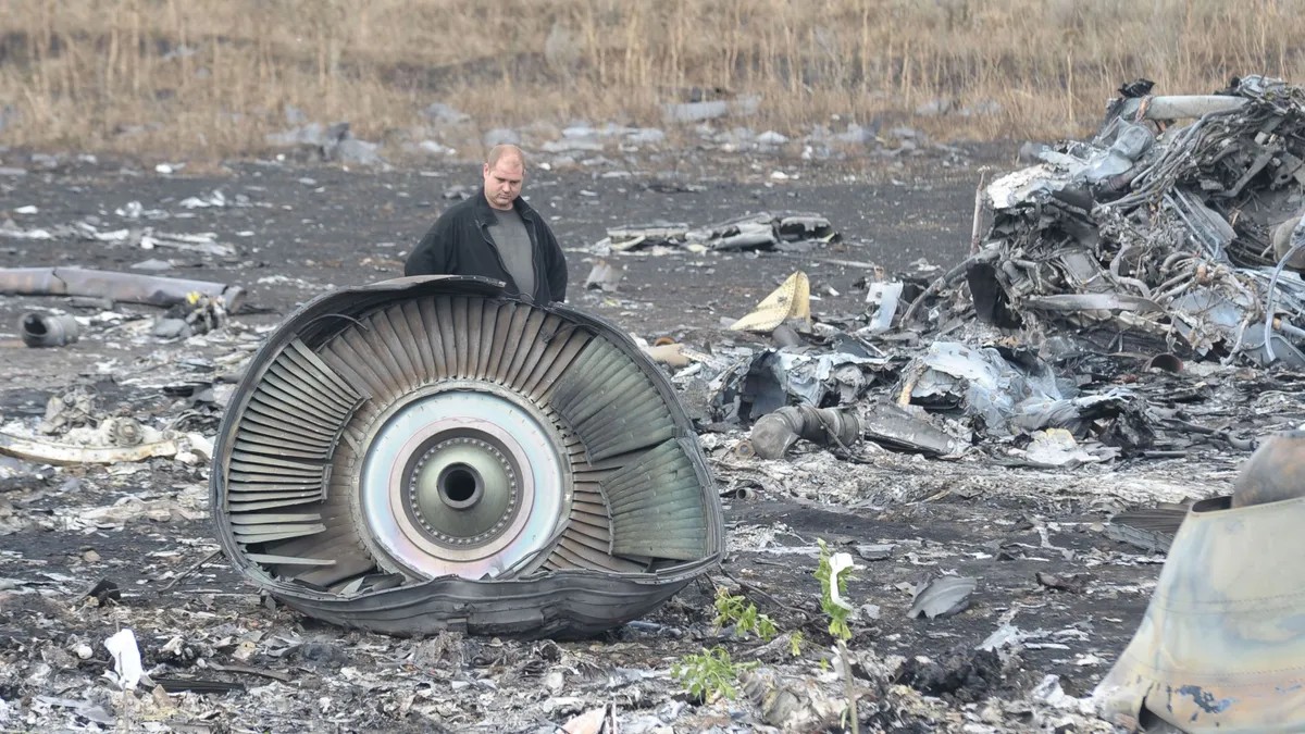 Rakétával lőtték le a Malaysia Airlines járatát – fotókon a 21. század egyik legmegrázóbb tragédiája – galéria