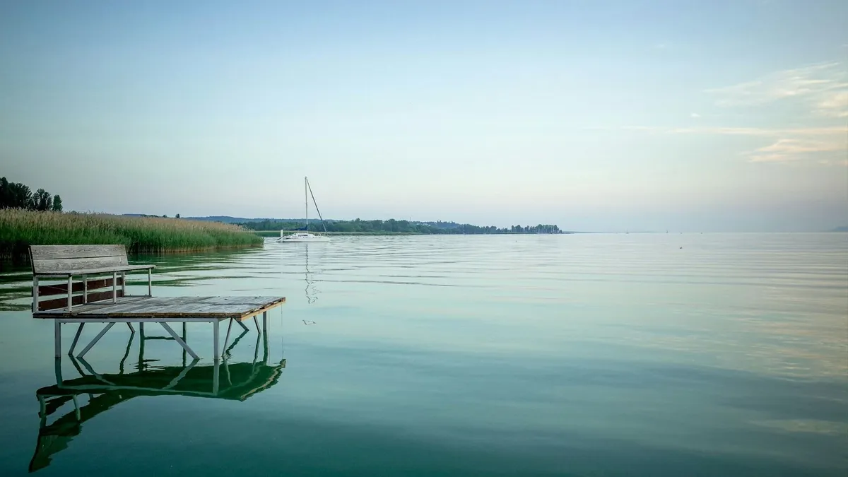 Cápa a Balatonban? Videó bizonyítja, mit láttak Tihanynál