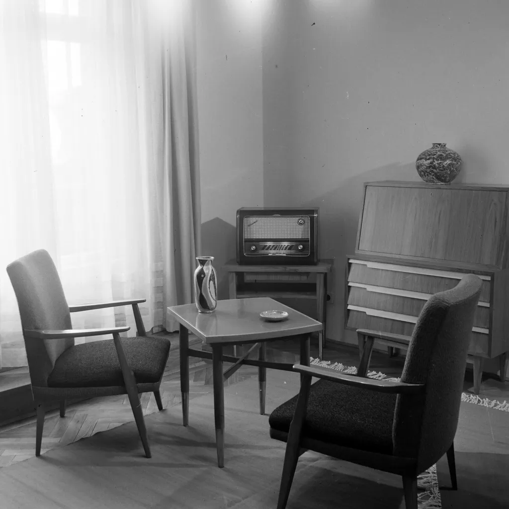 Lakótelepi design, lakótelepidesign, egykori panelbelsők, egykoripanelbelsők, Lakberendezés a szocializmusban, galéria, 2025
