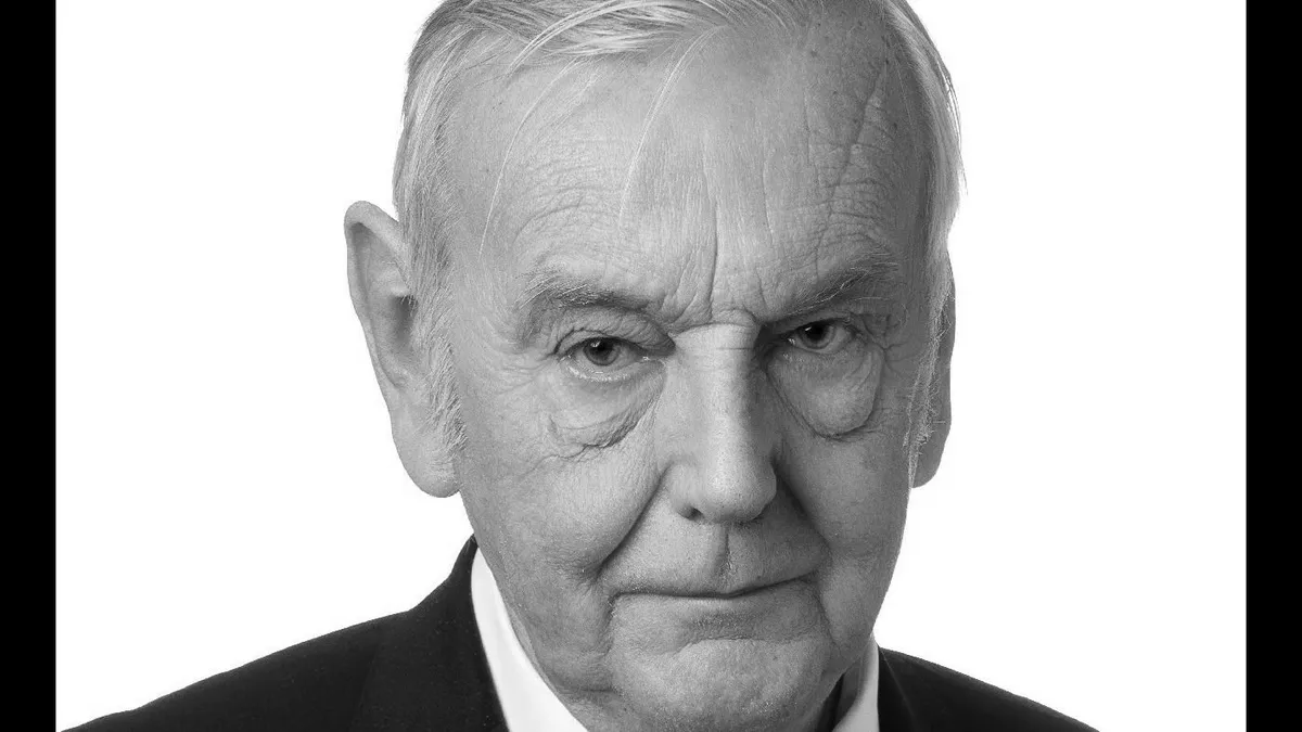 Meghalt M. Kiss Sándor