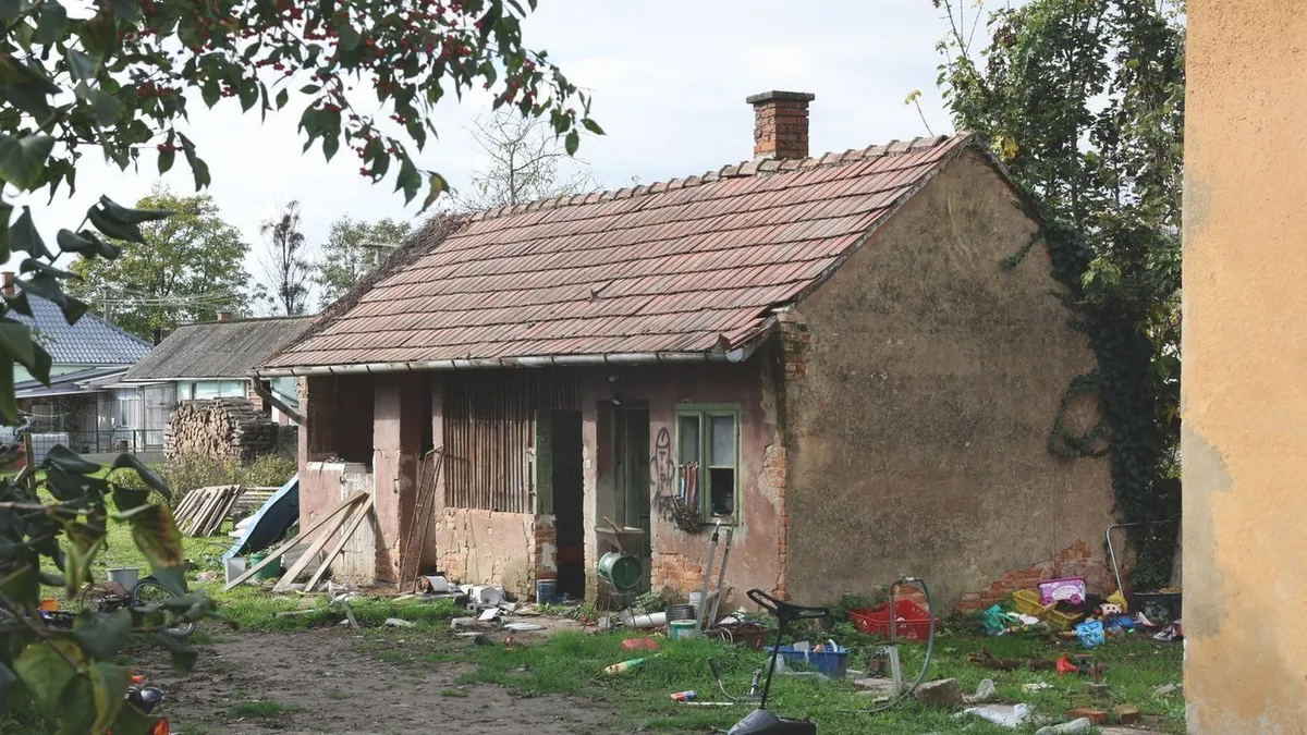 Halott kisfia mellett pizzázott a gyerekgyilkos