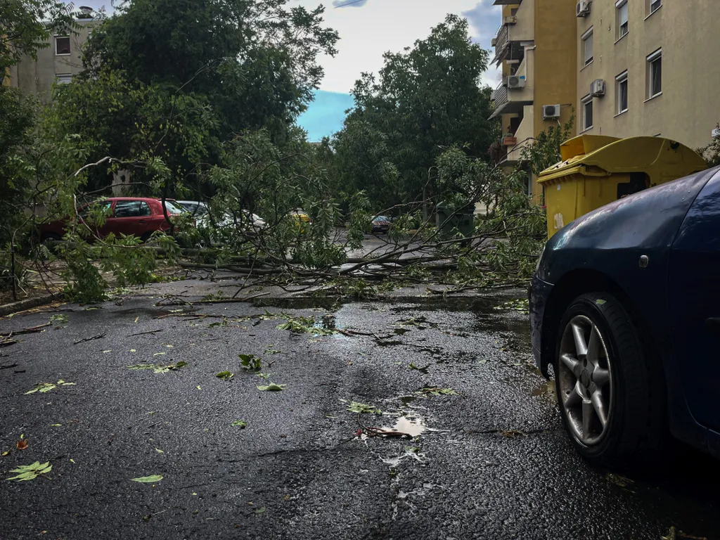 Vihar, zivatar, időjárás, ítéletidő, eső, Magyarország, viharMagyarország, 2025.07.07., Szeged