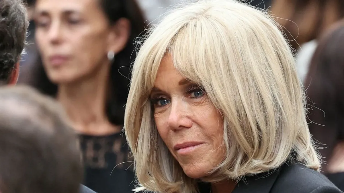 Tényleg férfi lenne Brigitte Macron?