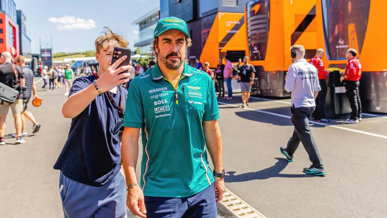 Sztárparádé Mogyoródon, ilyen a felújított F1-pálya – galéria Kép
