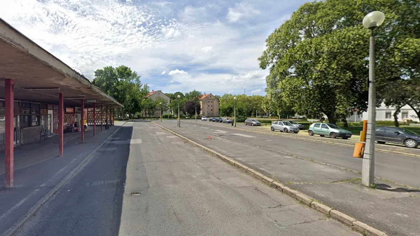 Megszurkálta exét egy férfi a buszmegállóban Kép