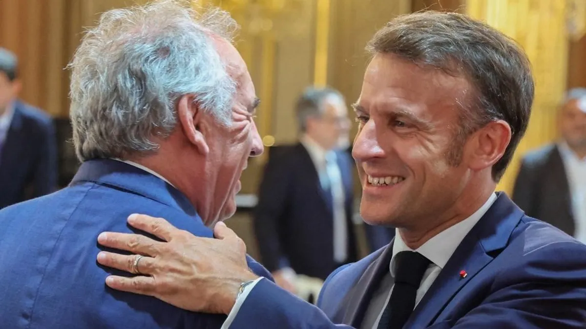 Macron kétségbeesett lépésre szánhatta el magát