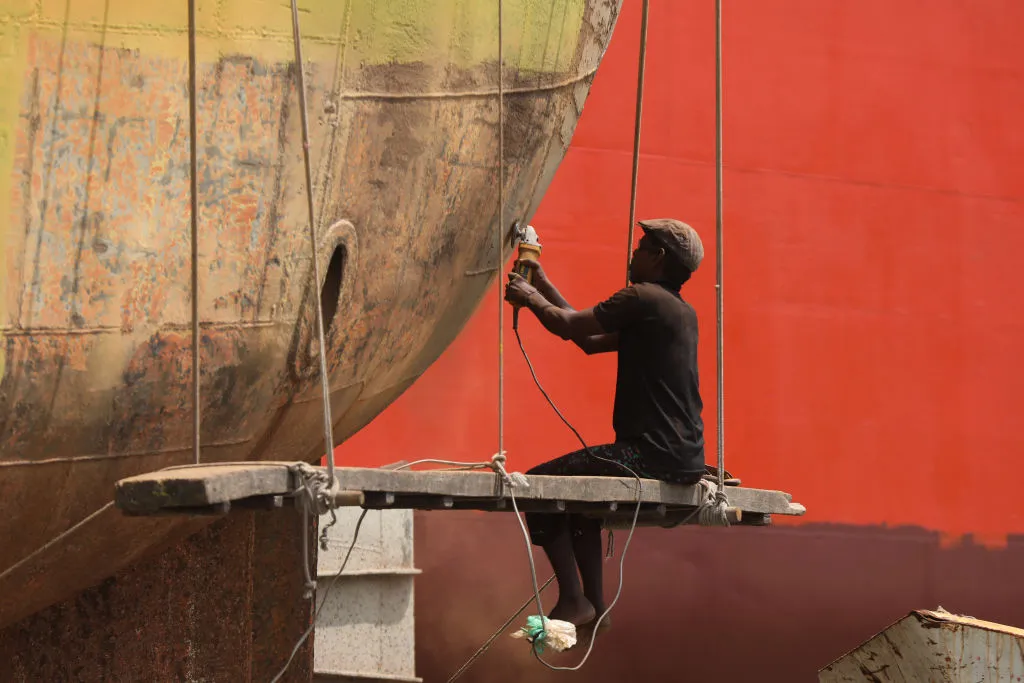 Ship-Breakers, hajóbontás, hajó-újrahasznosítás, hajó-ártalmatlanítás