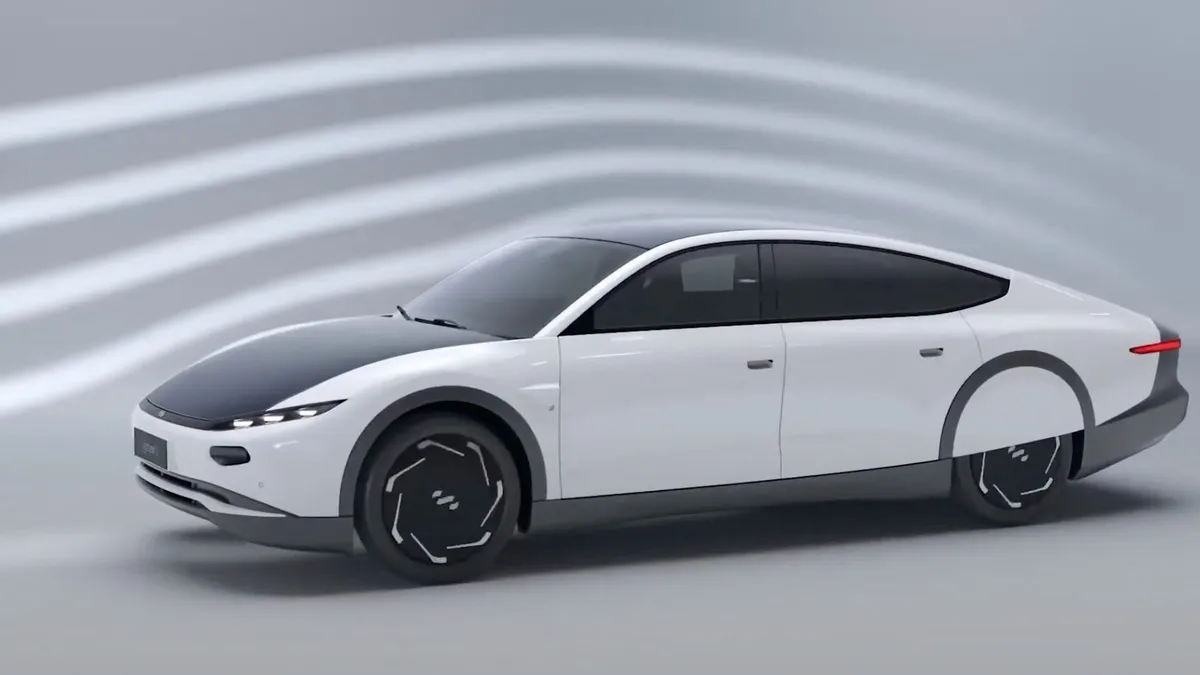 Napelemmel töltődő elektromos autók: közelebb van a jövő, mint hinnénk!