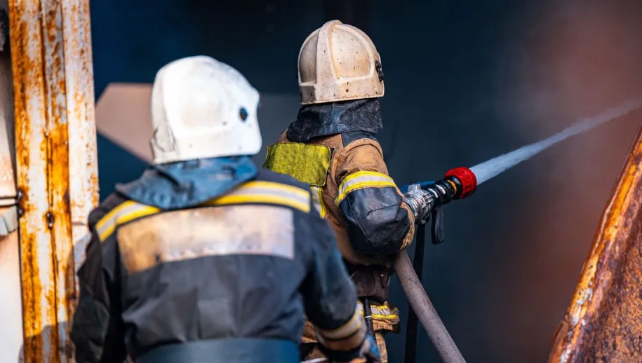 A tűz oltásán több egység dolgozott a helyszínen