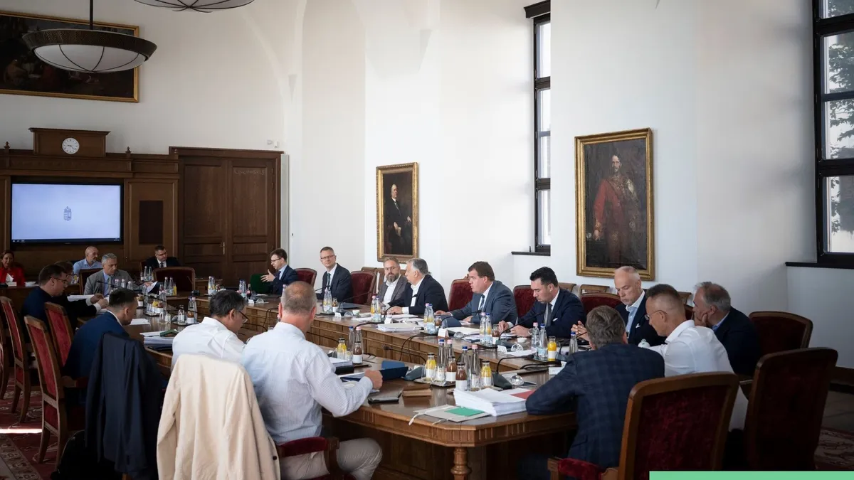 Orbán Viktor: Munkában a kormány