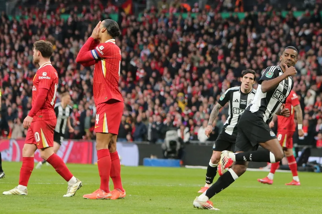 Alexander Isak of Newcastle United celebrates his goal during the Carabao Cup Final between Liverpool and Newcastle United at Wembley Stadium in London, England, on March 16, 2025. (Photo by MI News/NurPhoto) (Photo by MI News / NurPhoto via AFP)