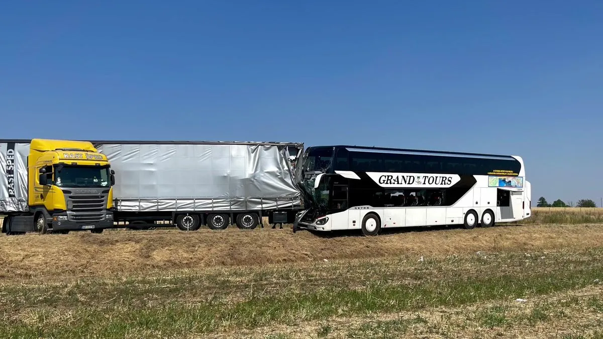 A buszbalesetben csak könnyebben sérültek meg a diákok