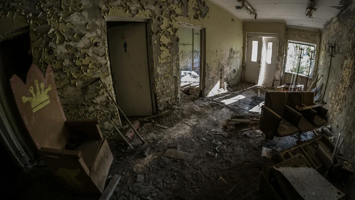 Hasonló kísértetház a BVK-üdülő is – az ilyen helyek igazi kincsek az urbex kedvelőinek (illusztráció)