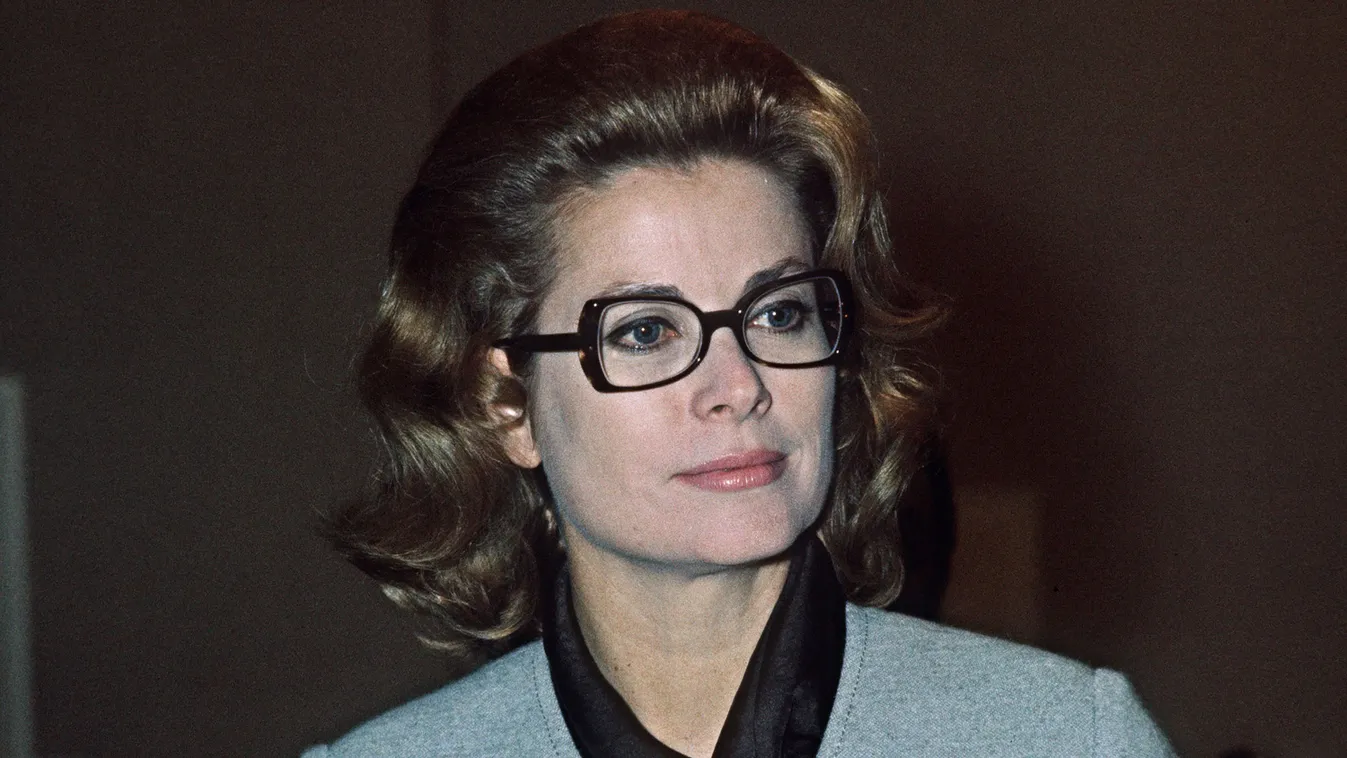 Irtó dögös Grace Kelly unokája Kép