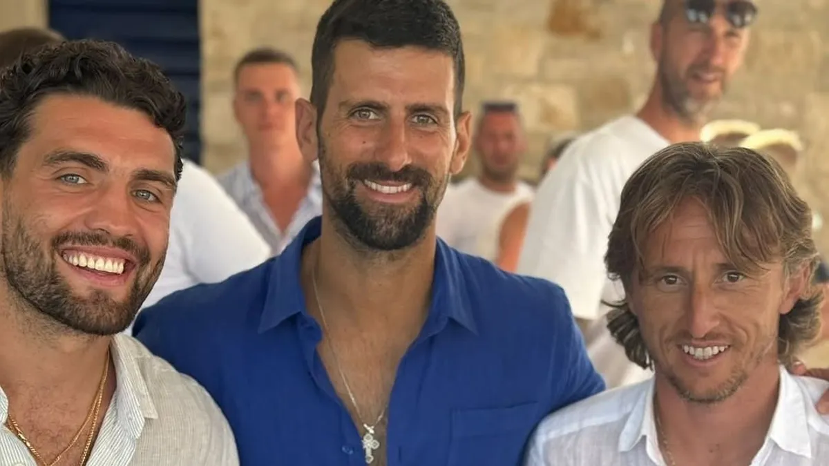 Novak Djokovic meglepetése Luka Modricnak: elolvadtak a rajongók – képek