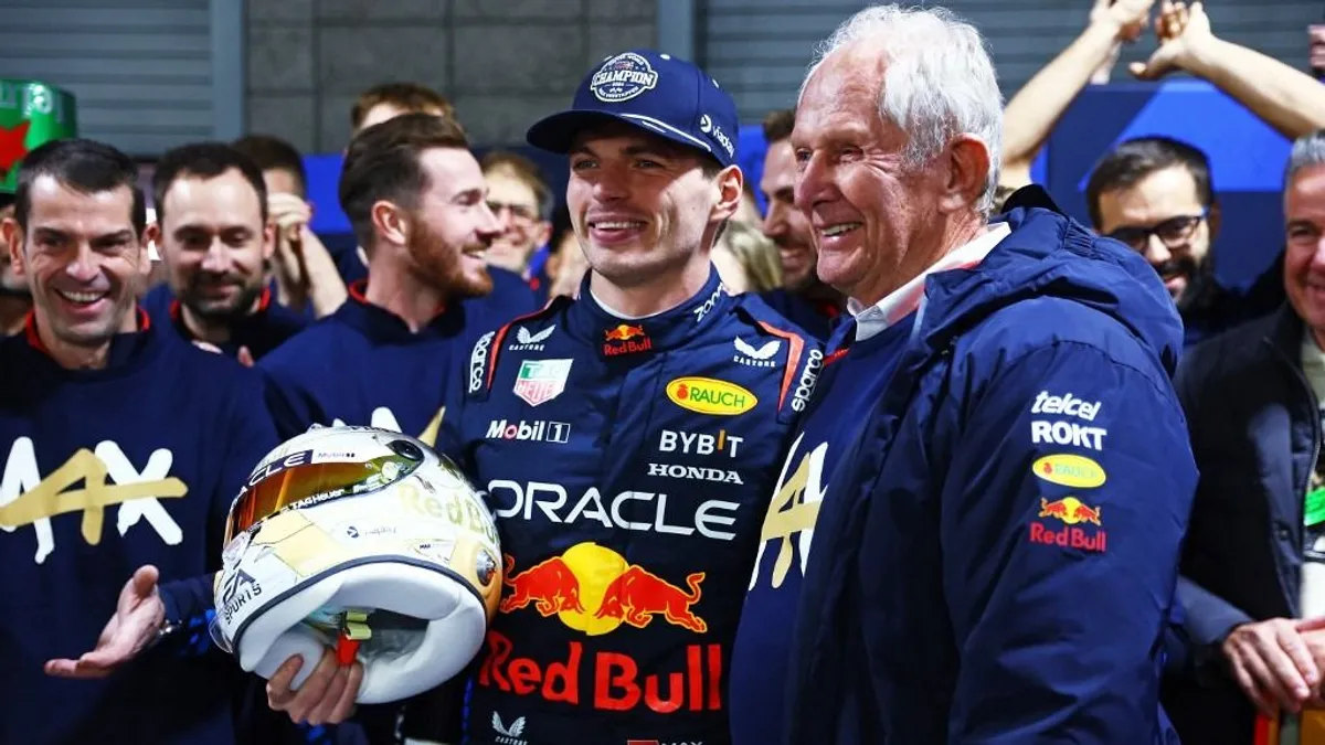 „Van fény az alagút végén” – így bírná maradásra Verstappent a Red Bull