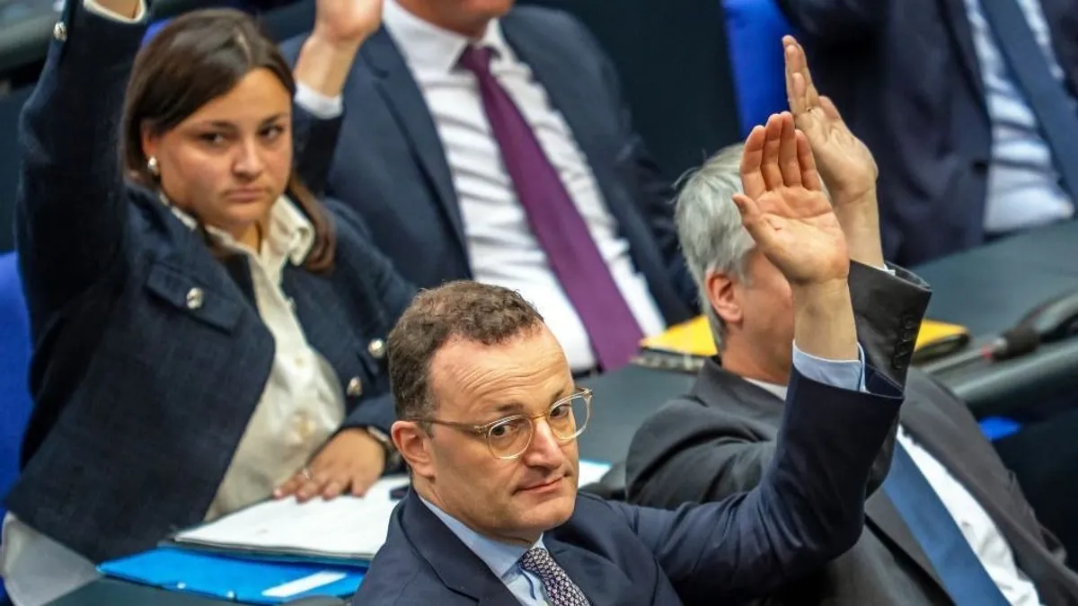 Politikai földrengés Berlinben: a CDU/CSU nemet mondott a baloldali bírói puccsra – videó