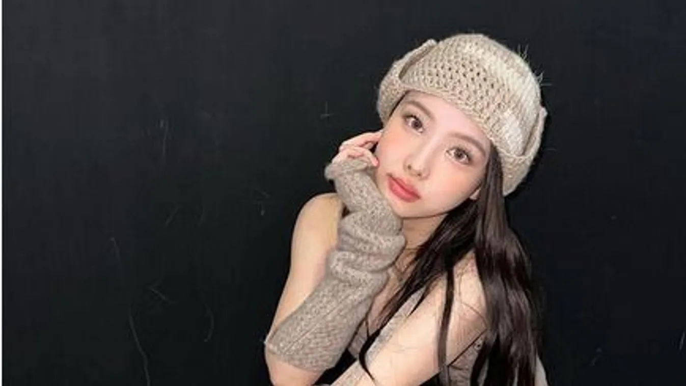 Falatnyi ruhákban mutogatja bombatestét a K-pop dívája - merész fotók Kép