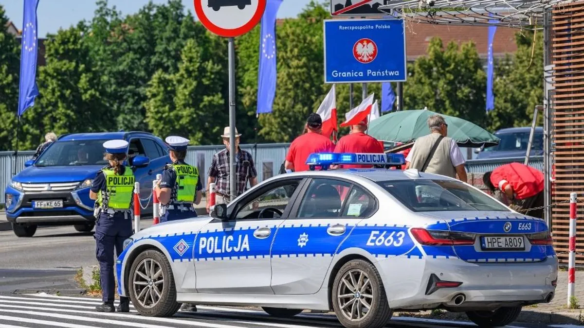 Drámai lépés: Lengyelország 5000 katonát küld a német határra a migránsok miatt
