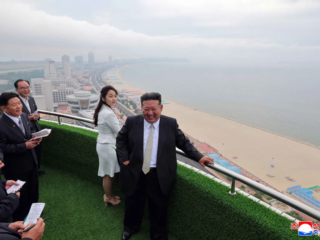 Észak-Korea, Vonszan-Kalma üdülőkomplexum, Vonszan-Kalmaüdülőkomplexum, tengerpart, Kalma tengerpart, üdülőkomplexum, Turisztikai központ, Vonszan-Kalma, 2025.07.05.This picture taken on June 24, 2025 and released by North Korea's official Korean Central 