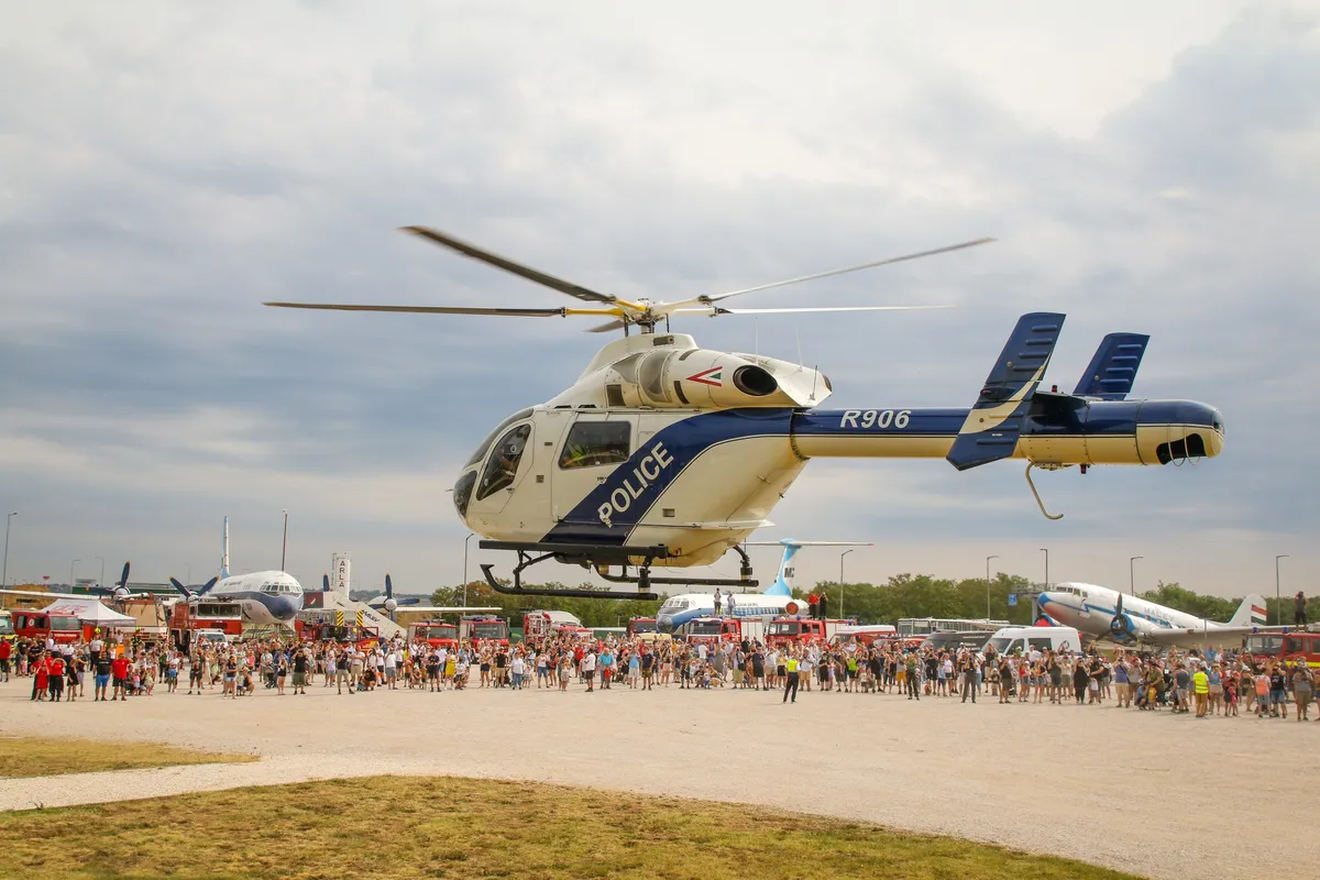 Kéklámpás találkozó