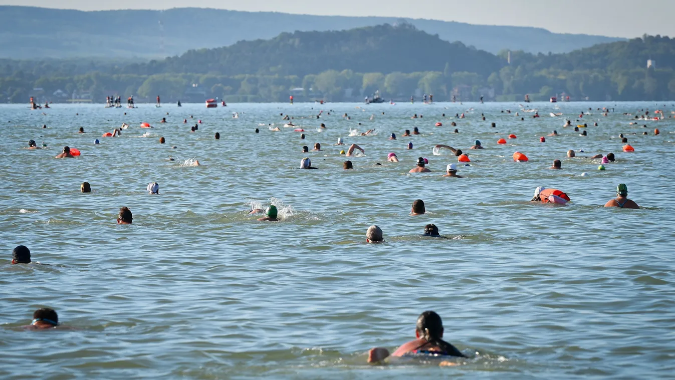 Emberi ürülék került a Balatonba – teljes a készültség Kép