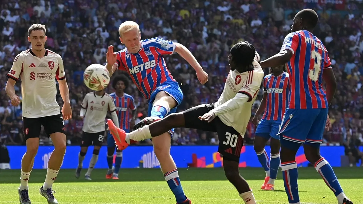 Szoboszlai Dominik gólpassza és gólja is kevés volt a Liverpool Szuperkupa-sikeréhez