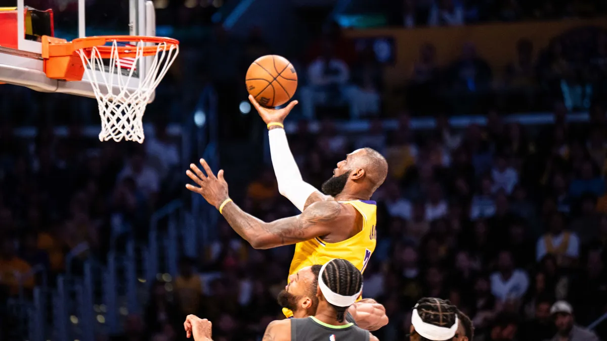 LeBron James óriási rekorddöntésre készül az NBA-ben