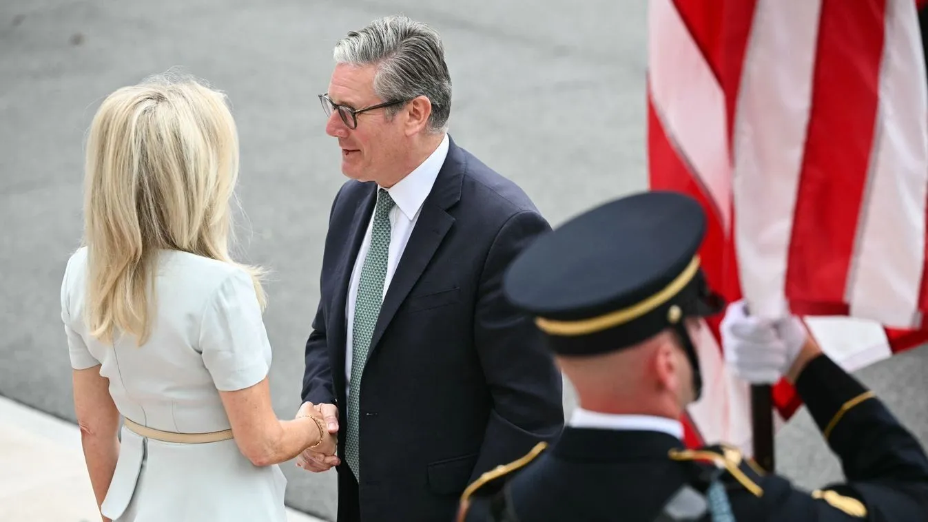 Trump megmutatta az európai vezetőknek, merre van a kispad Kép