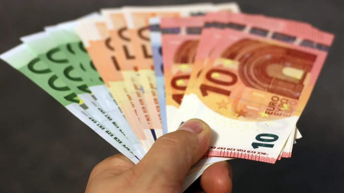 Hatalmas vagyon lapulhat a fiókjában, csak nem tud róla Kép