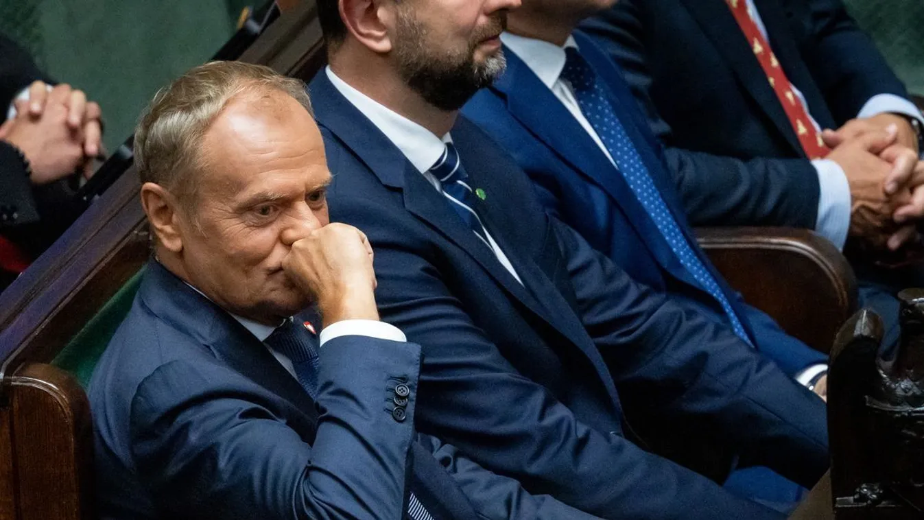 Naná, hogy Donald Tusk ellenzi a budapesti békecsúcsot, ráadásul szürreális okra hivatkozik Kép