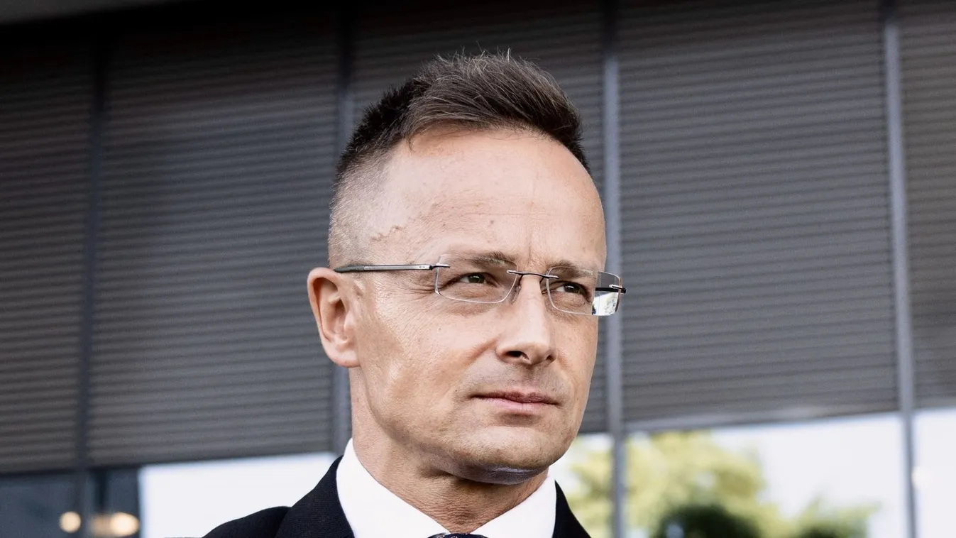 Szijjártó keményen beszólt Brüsszelnek és még az ukránoknak is üzent Kép