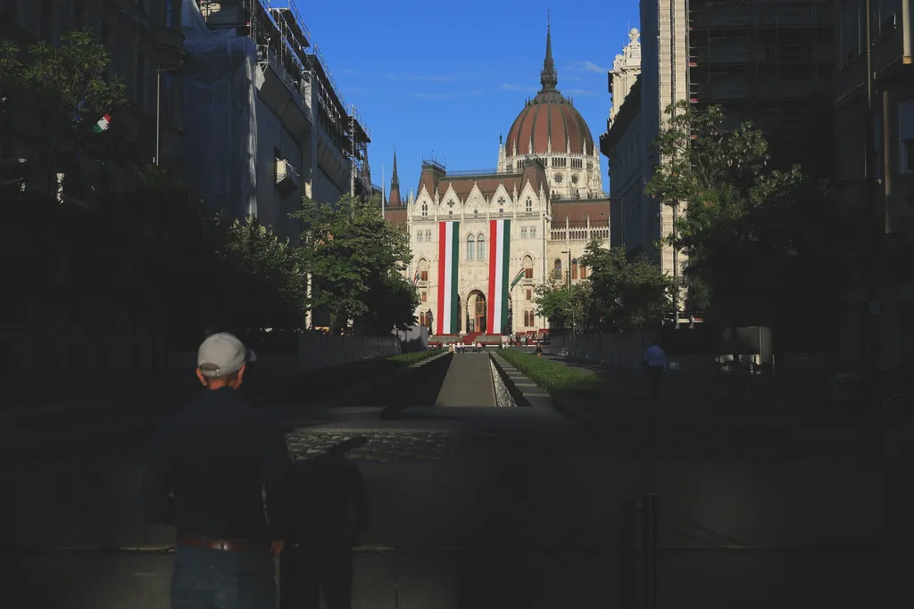 Nemzeti ünnep, augusztus 20, zászlófelvonás, nemzeti lobogó, Kossuth tér, nemzeti ünnep