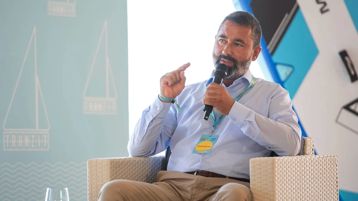 Hidvéghi Balázs, a Fidesz európai parlamenti (EP-) képviselője az Európa döntés előtt - A jövő évi EP-választás tétje című pódiumbeszélgetésen a Tranzit fesztiválon Tihanyban 2023. augusztus 26-án.
MTI/Bodnár Boglárka