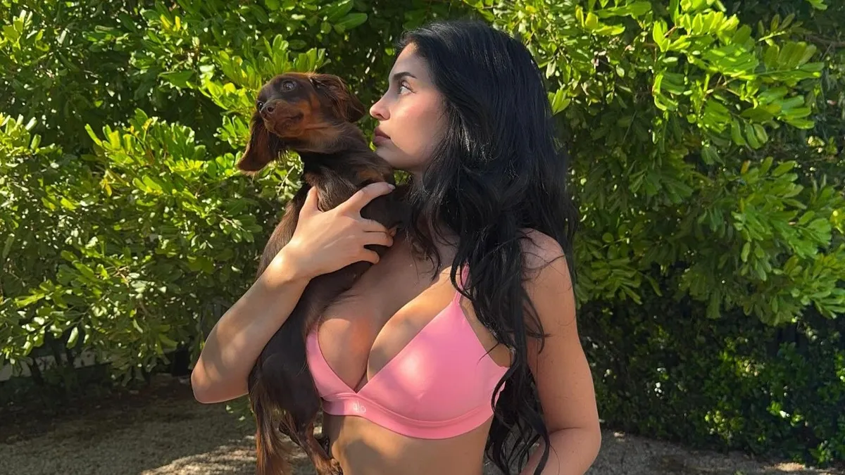 Szexi feketében villantott Kylie Jenner – miközben a rajongók a szakításáról sutyorognak